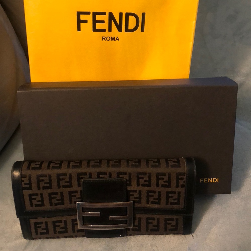 Fendi wallet